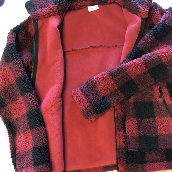 Columbia Sherpa fleece jacket red/black plaid size medium - Picture 5 of 5